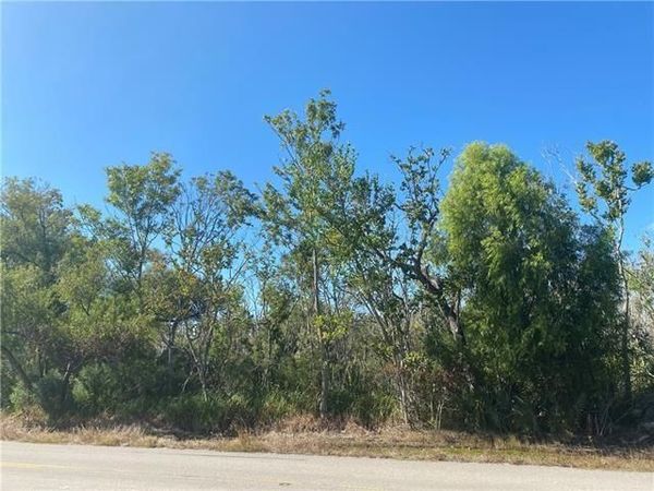 35A PRIVATEER Boulevard , Barataria, LA 70036