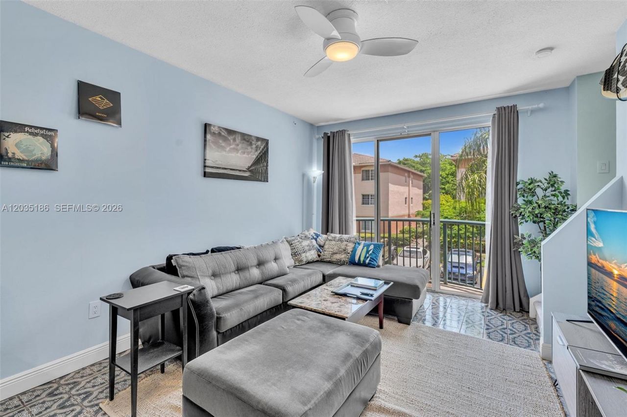 2107 SE 10th Ave , Unit 809, Fort Lauderdale, FL 33316 Photo