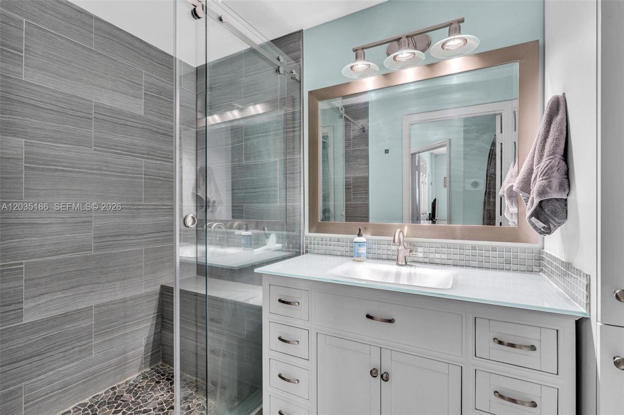 2107 SE 10th Ave , Unit 809, Fort Lauderdale, FL 33316 Photo