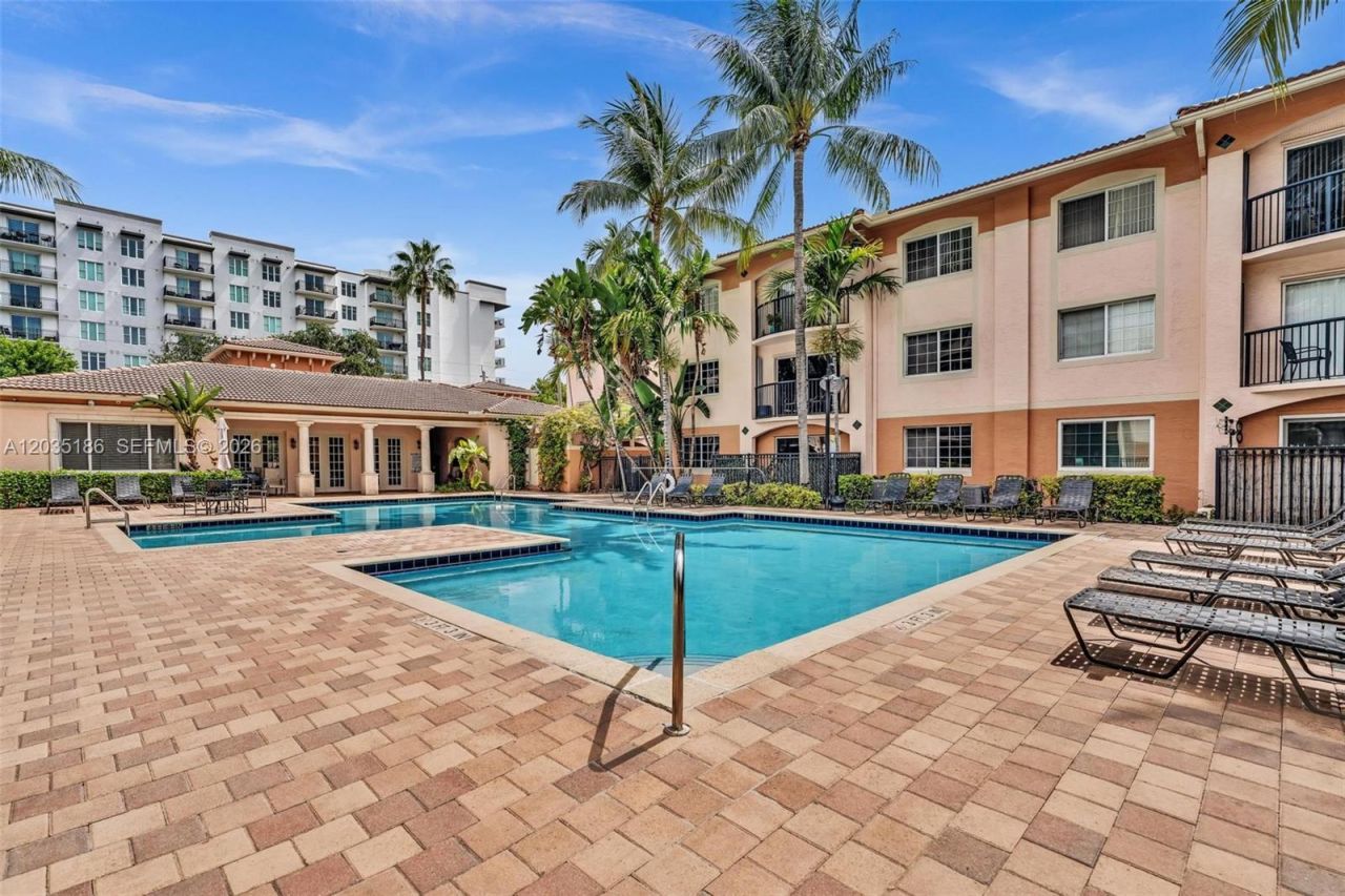 2107 SE 10th Ave , Unit 809, Fort Lauderdale, FL 33316 Photo