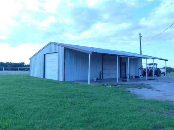 644 Macs Grocery Road, Bowie, TX 76230