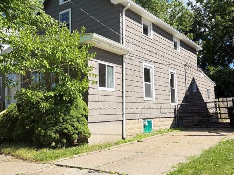 11731 Arden Avenue, Cleveland, OH 44111 Photo 2