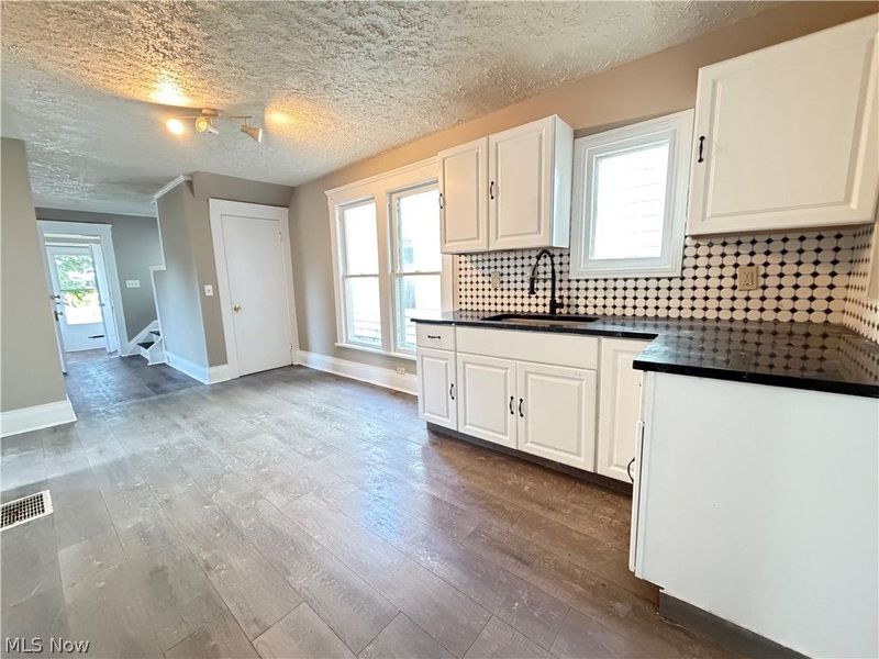 11731 Arden Avenue, Cleveland, OH 44111 Photo 5