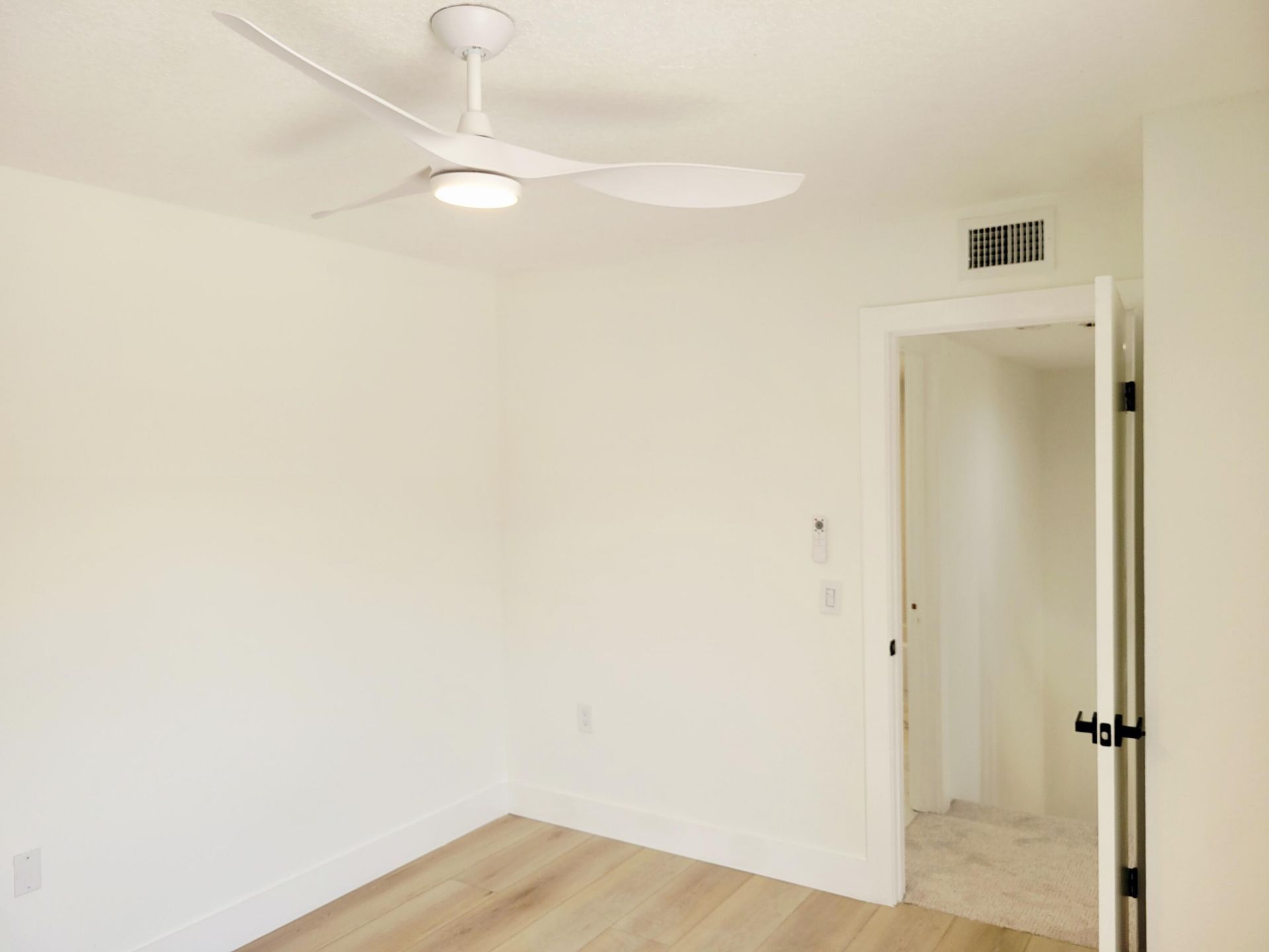 712 7th Way, West Palm Beach, FL 33407 Photo