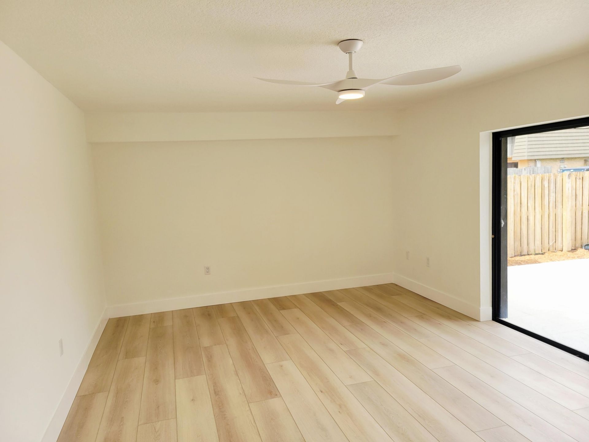 712 7th Way, West Palm Beach, FL 33407 Photo