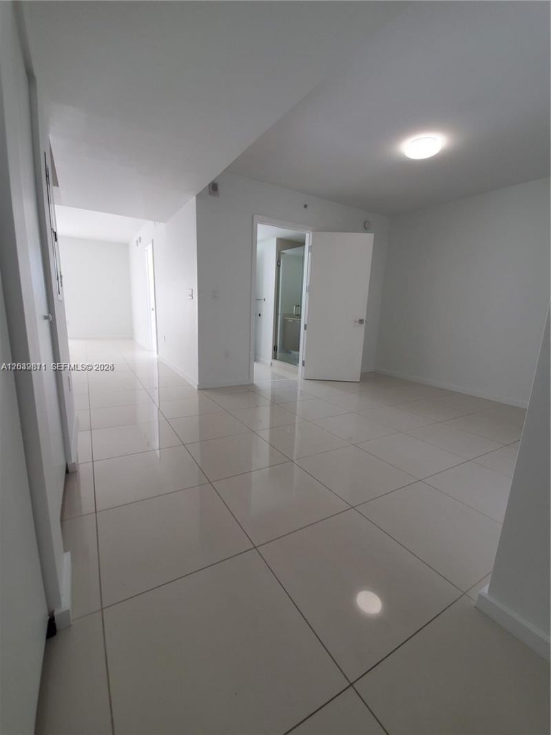 5252 NW 85th Ave , Unit 1504, Doral, FL 33166 Photo