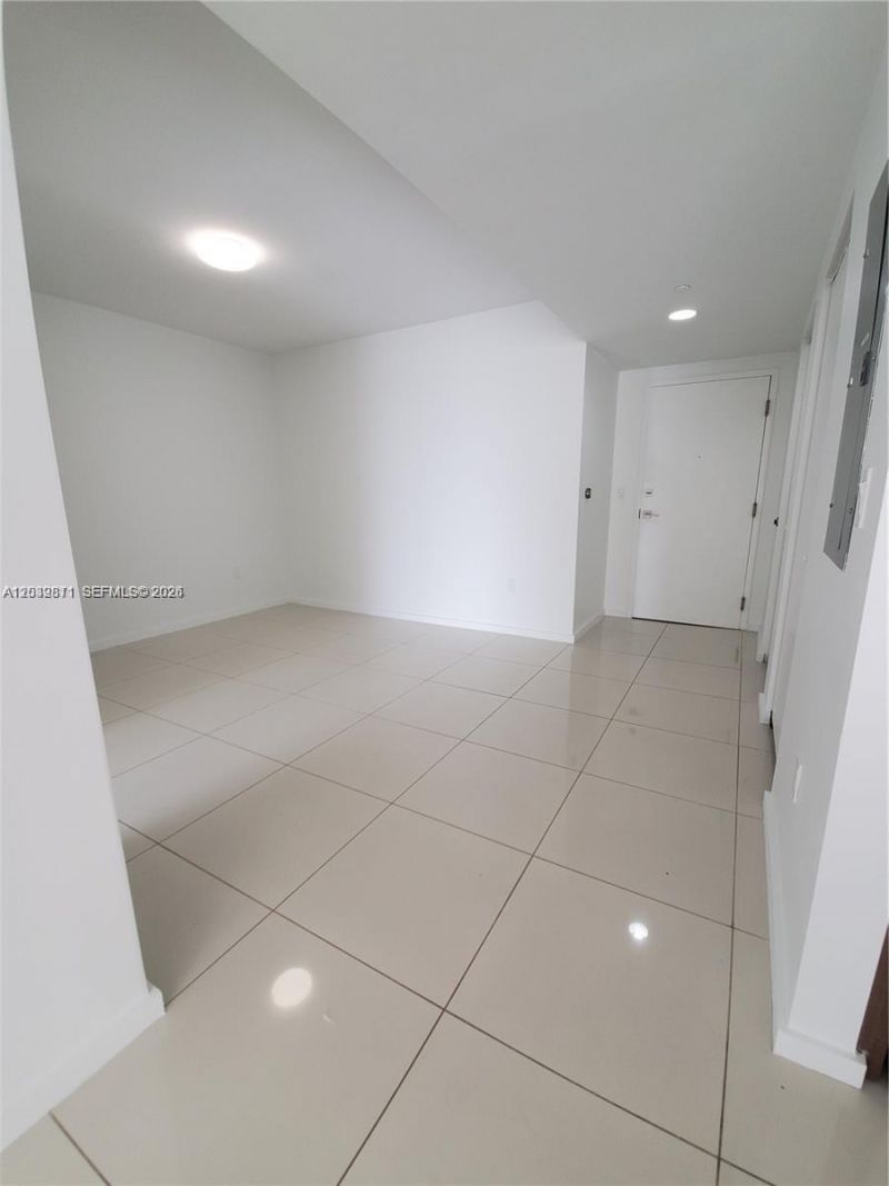 5252 NW 85th Ave , Unit 1504, Doral, FL 33166 Photo