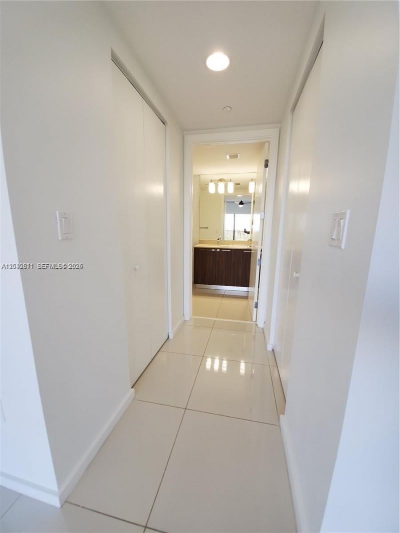 5252 NW 85th Ave , Unit 1504, Doral, FL 33166 Photo