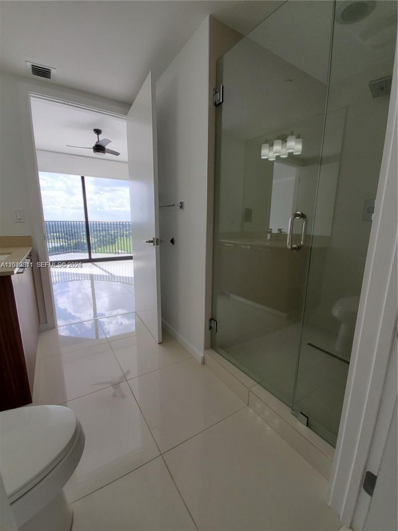 5252 NW 85th Ave , Unit 1504, Doral, FL 33166 Photo