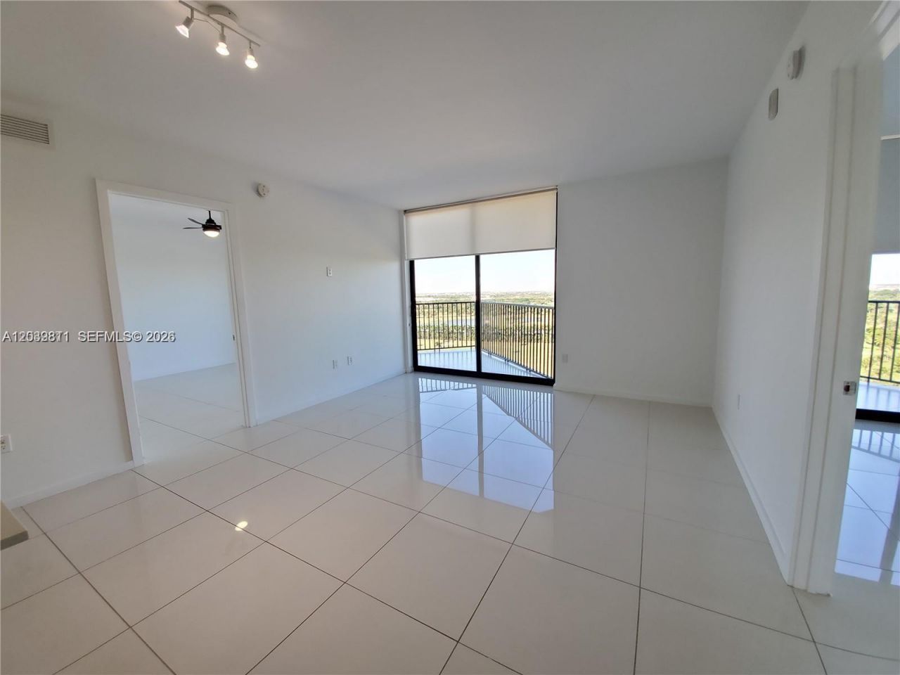 5252 NW 85th Ave , Unit 1504, Doral, FL 33166 Photo