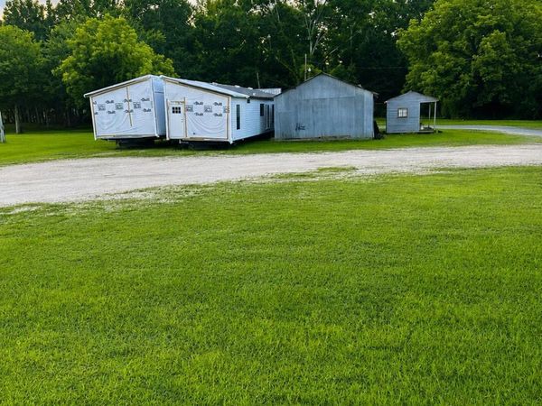 4603 Mississippi 28 , Mize, MS 39116