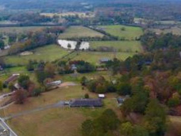 392 Nickelsville Road NE, Resaca, GA 30735