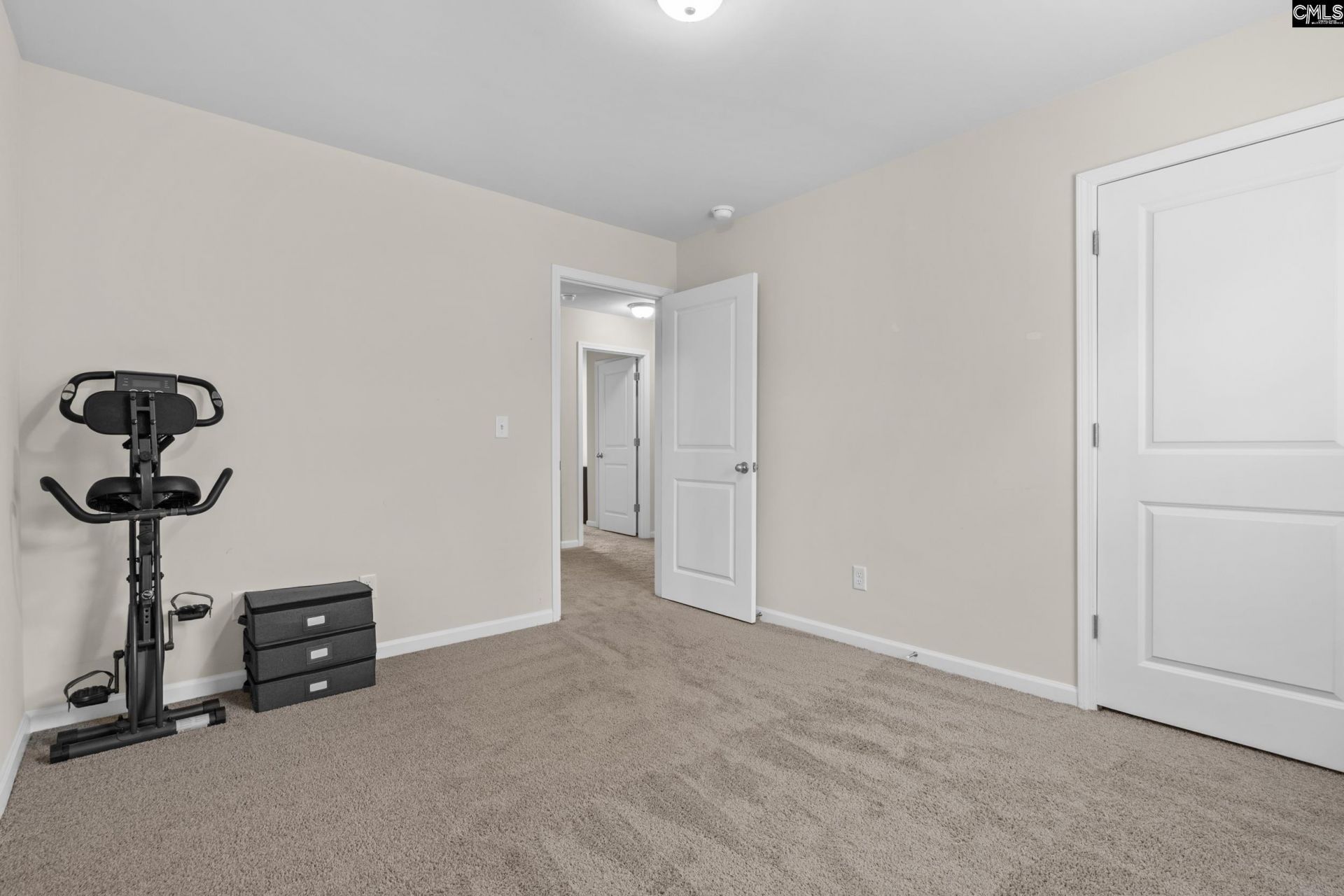 1069 Crescent Moon Loop Photo 22