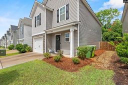 1069 Crescent Moon Loop photo 4