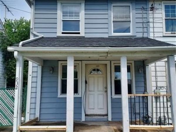 932 Vankirk St , Clairton, PA 15025