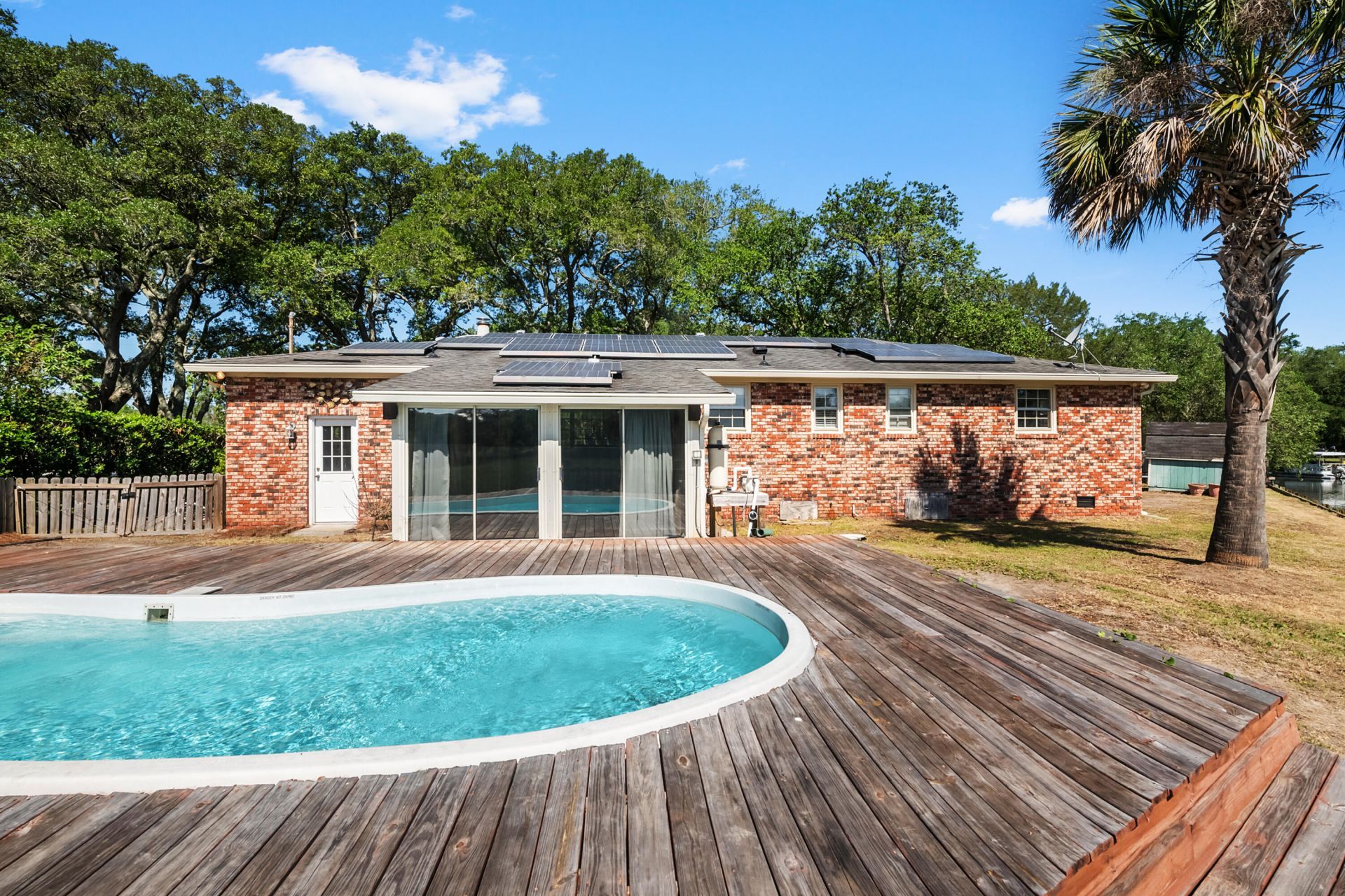 665 Port Circle Photo 14