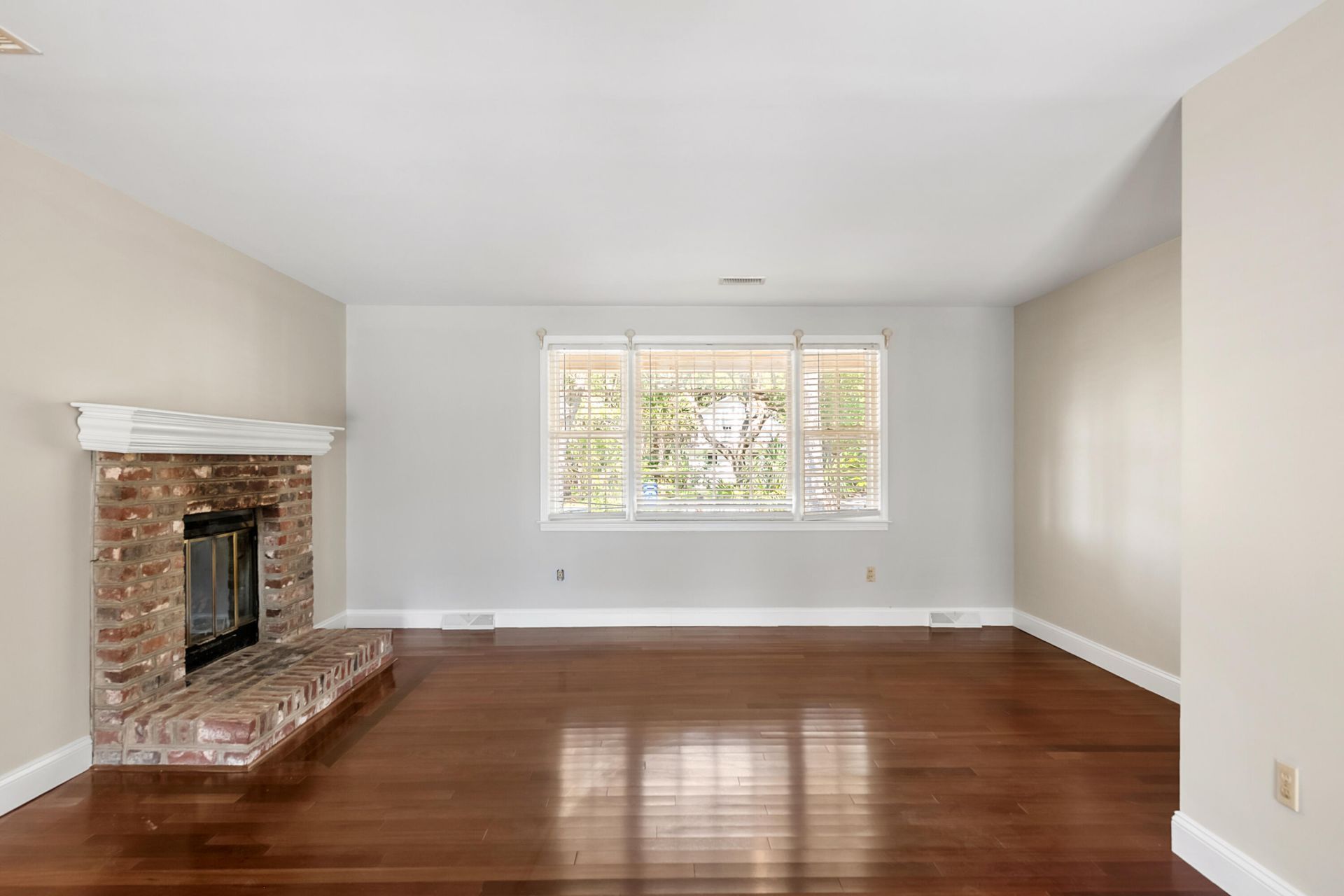 665 Port Circle Photo 29