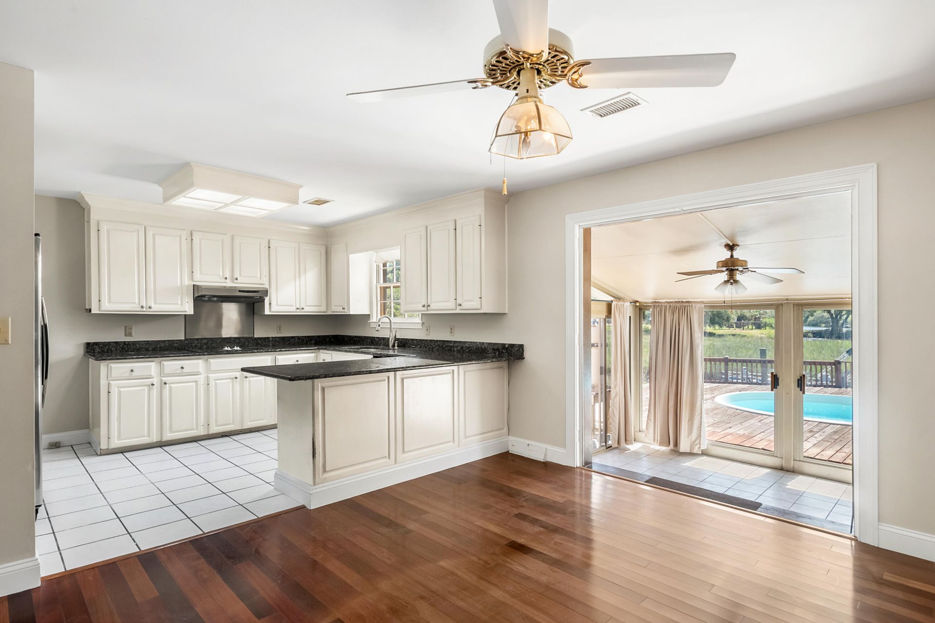 665 Port Circle Photo 31