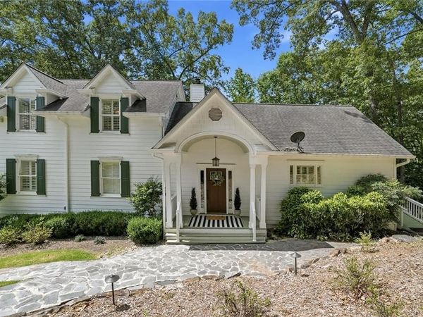 380 Fredricks Cove , Dawsonville, GA 30534