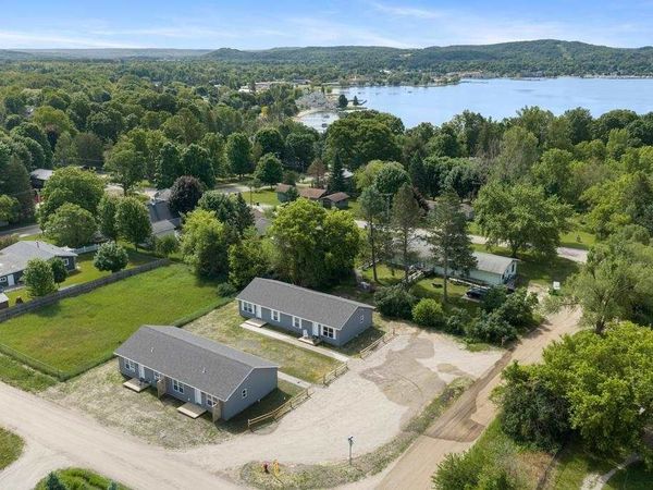 1014 Escape Street, Unit 4, Boyne City, MI 49712