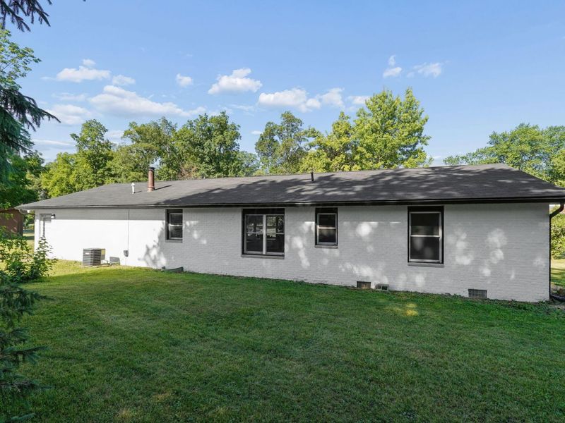 2055 Cherokee Drive, London, OH 43140 Photo 22