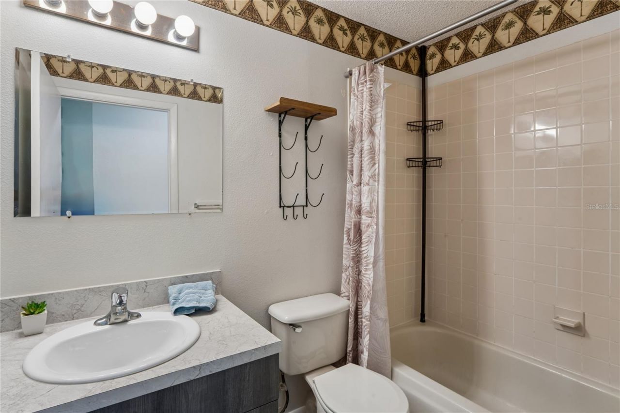 4362 Azora Road, Spring Hill, FL 34608 Photo