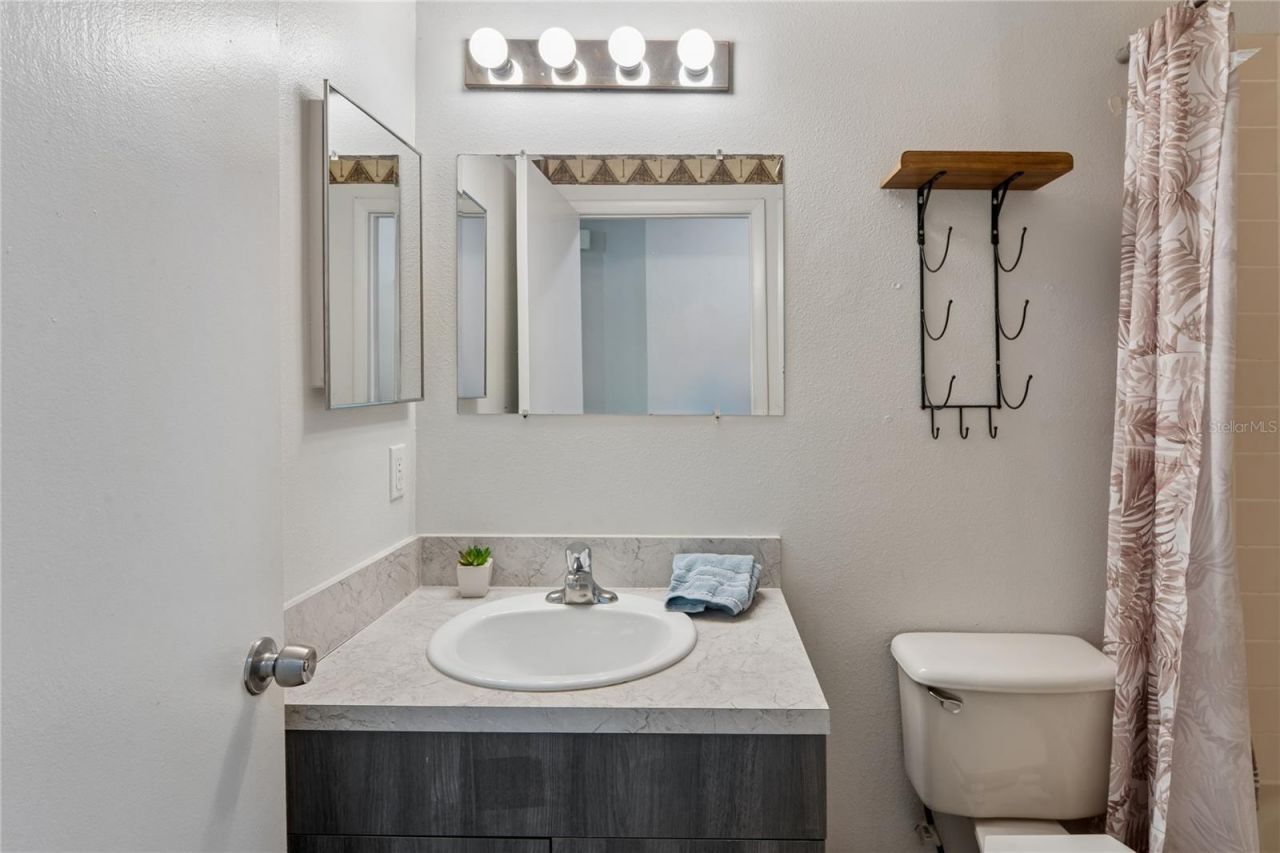 4362 Azora Road, Spring Hill, FL 34608 Photo