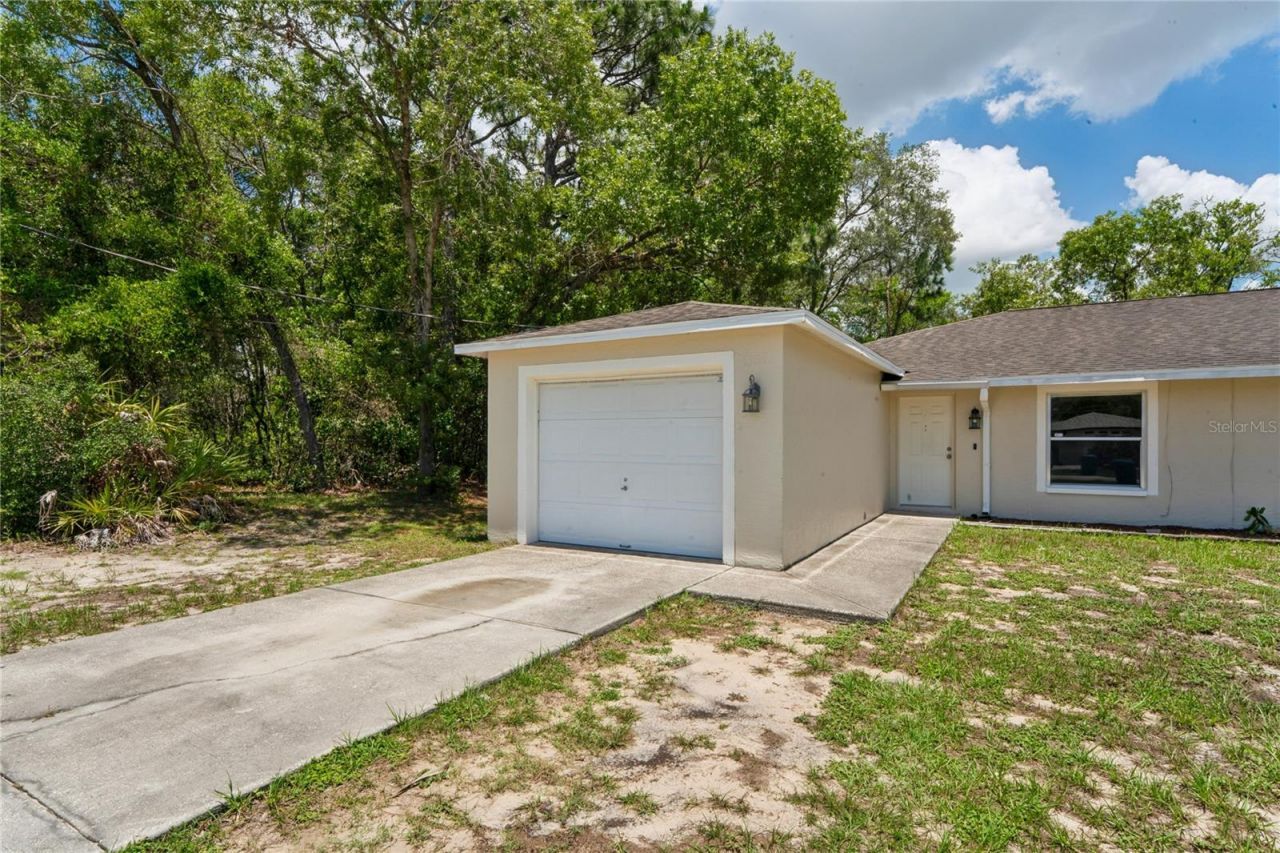 4362 Azora Road, Spring Hill, FL 34608 Photo