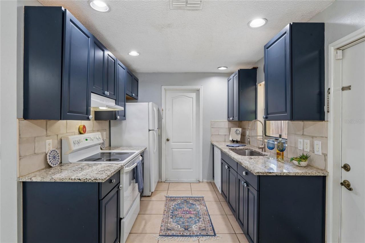 4362 Azora Road, Spring Hill, FL 34608 Photo