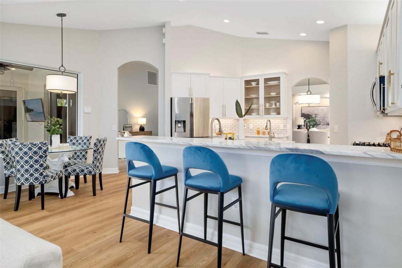 6215 Warbler Lane, Lakewood Ranch, FL 34202 Photo