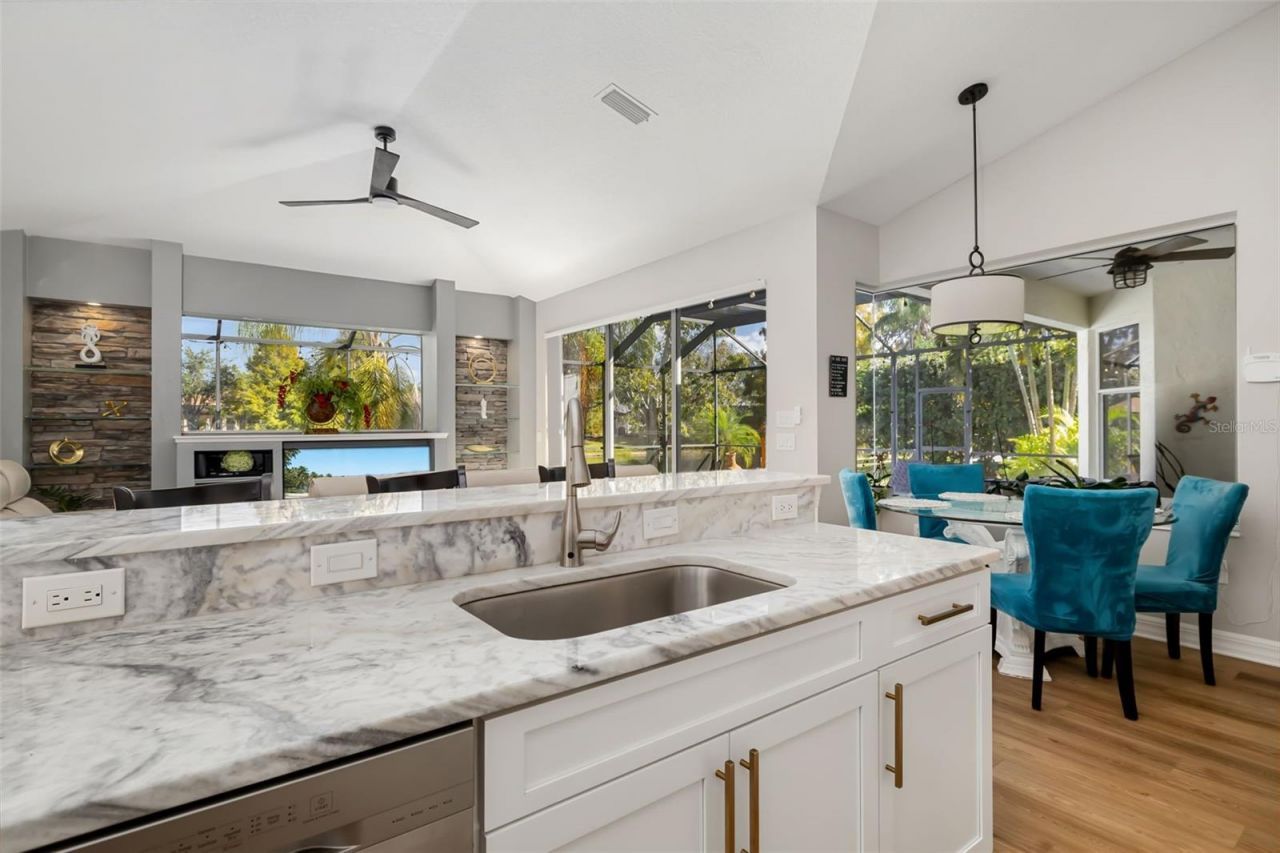 6215 Warbler Lane , Lakewood Ranch, FL 34202 Photo