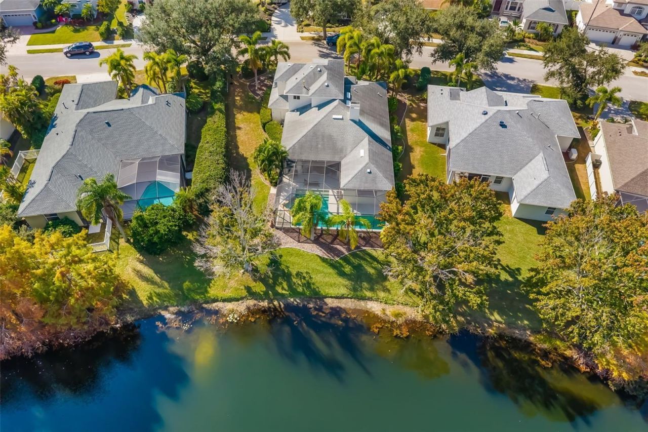 6215 Warbler Lane, Lakewood Ranch, FL 34202 Photo