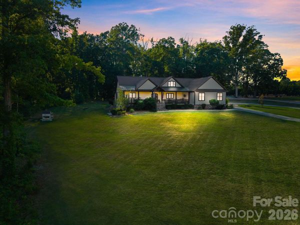 6421 Old Concord Road , Salisbury, NC 28146