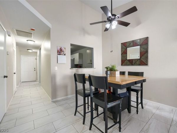 213 Crosswind Way , Las Vegas, NV 89145