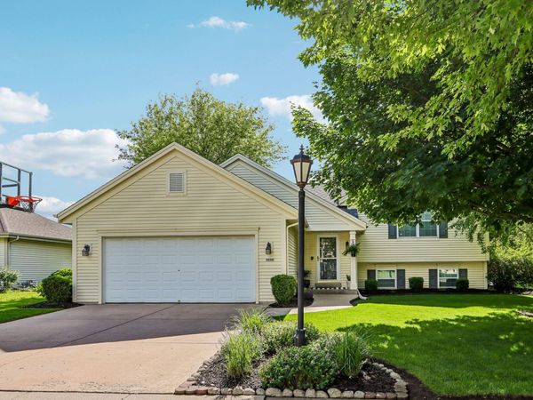 3737 Stillwater Cir, Waukesha, WI 53189