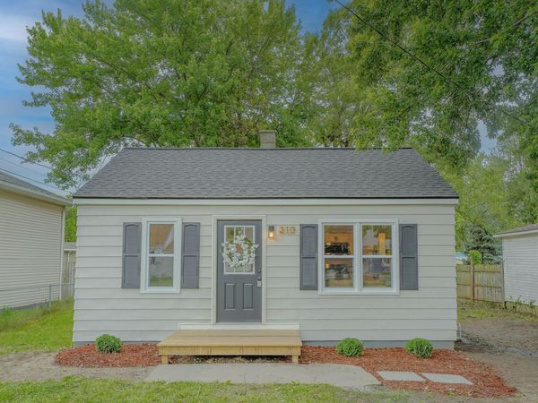 310 Majestic Street SE, Grand Rapids, MI 49548