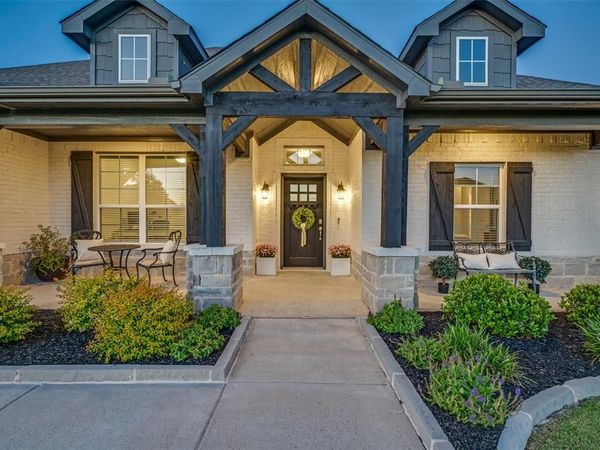 8624 Bricelyn Court, Godley, TX 76044