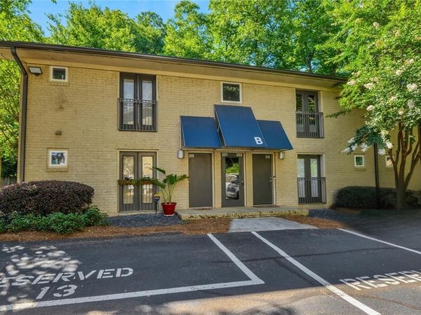 2023 Oakview Road SE, Unit 222, Atlanta, GA 30317