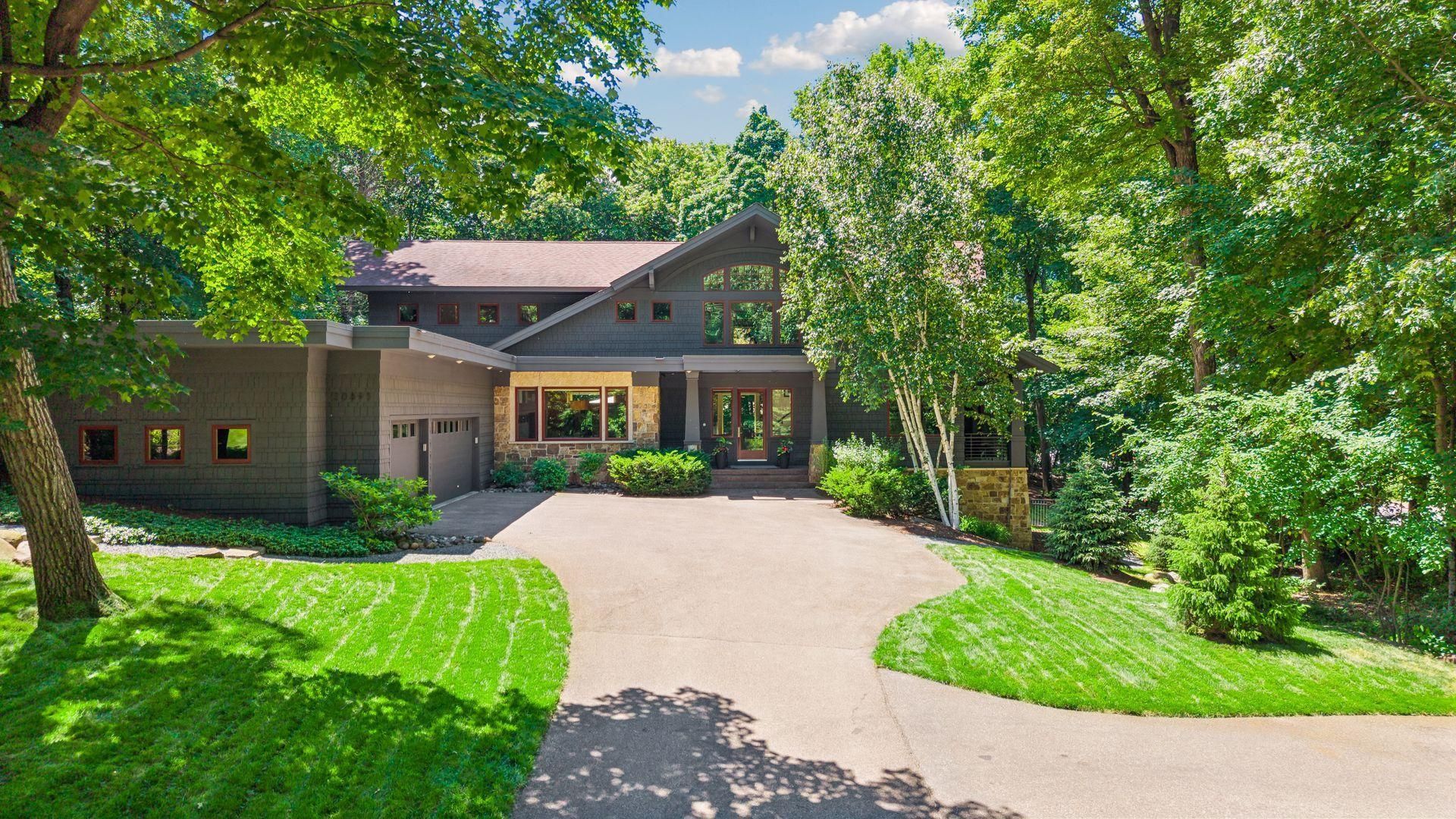 20895 Spencer Lane , Shorewood, MN 55331