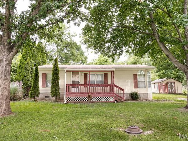 2105 S 2nd Street , Fayetteville, IL 62258