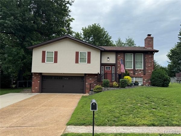 1564 Park Ridge Lane, Arnold, MO 63010