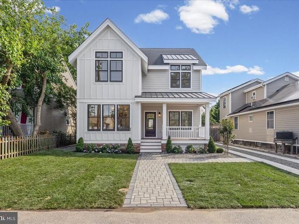 11 E MECHANIC STREET, WEST CAPE MAY, NJ 08204