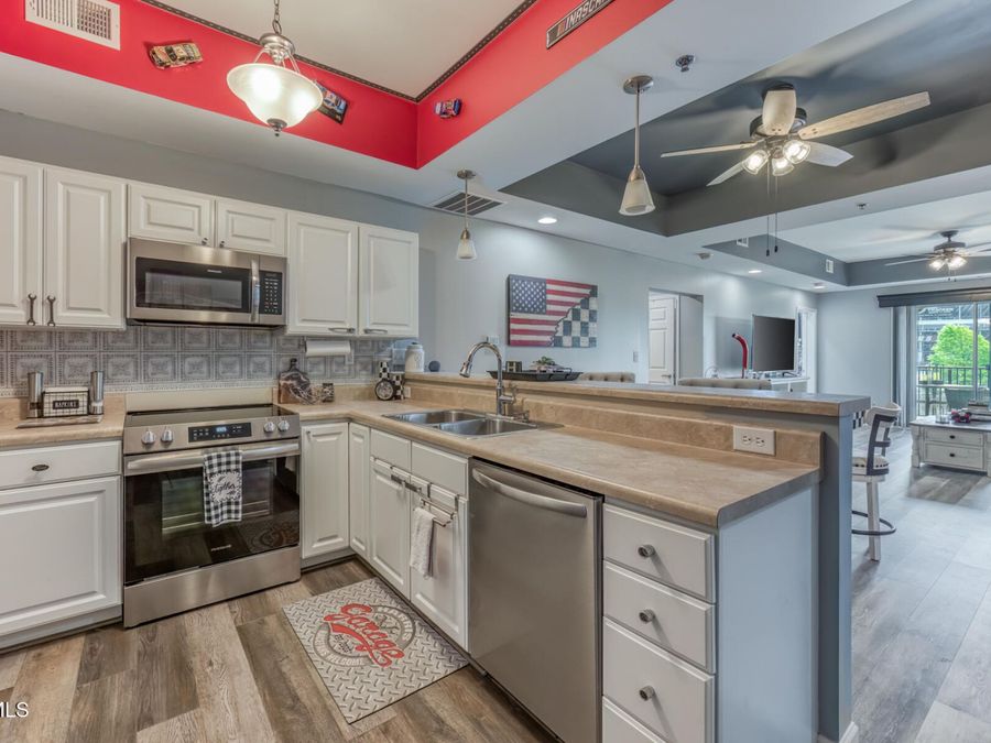 Property Image 9