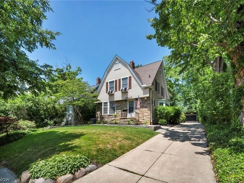 20417 Almar Drive, Shaker Heights, OH 44122 Photo 3