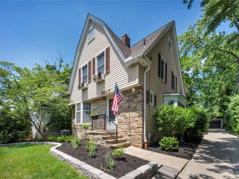 20417 Almar Drive, Shaker Heights, OH 44122 Photo 4