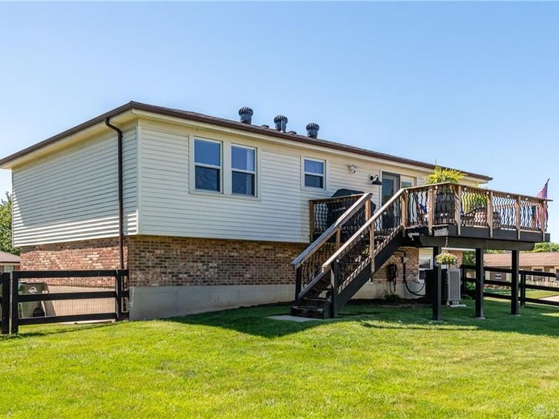 1000 Greenob Drive, Englewood, OH 45322 Photo 31