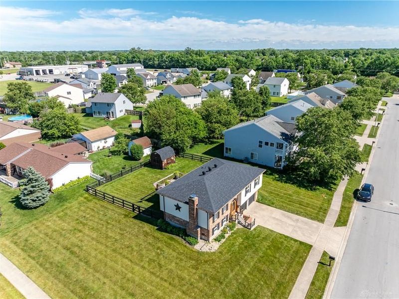1000 Greenob Drive, Englewood, OH 45322 Photo 39