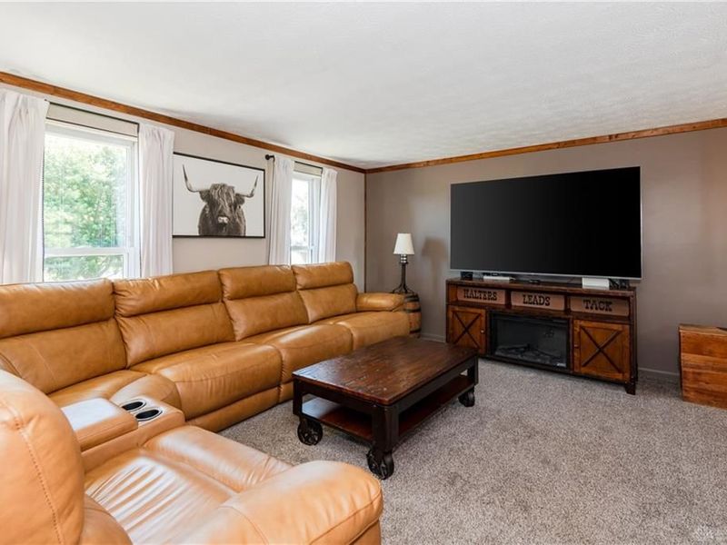1000 Greenob Drive, Englewood, OH 45322 Photo 7