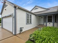 1520 QUEEN ANN Lane, Gurnee, IL 60031 primary photo