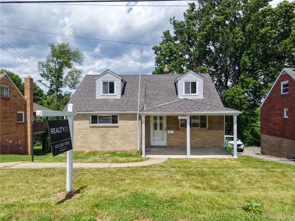 660 Valemont Dr , Verona, PA 15147